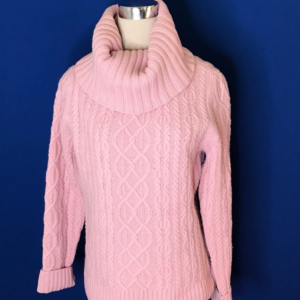Pink cowl neck sweater - Lauren M